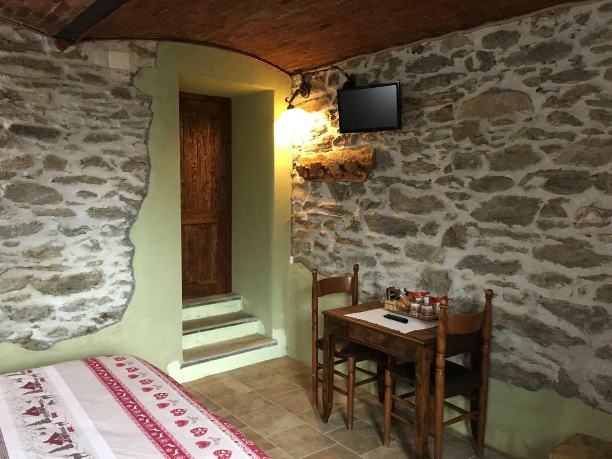 B&B Beauregard Villaretto Bagian luar foto